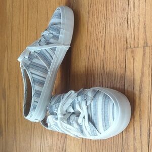 Crown Vintage Women's Pre-owned Gray/White Mules - 10